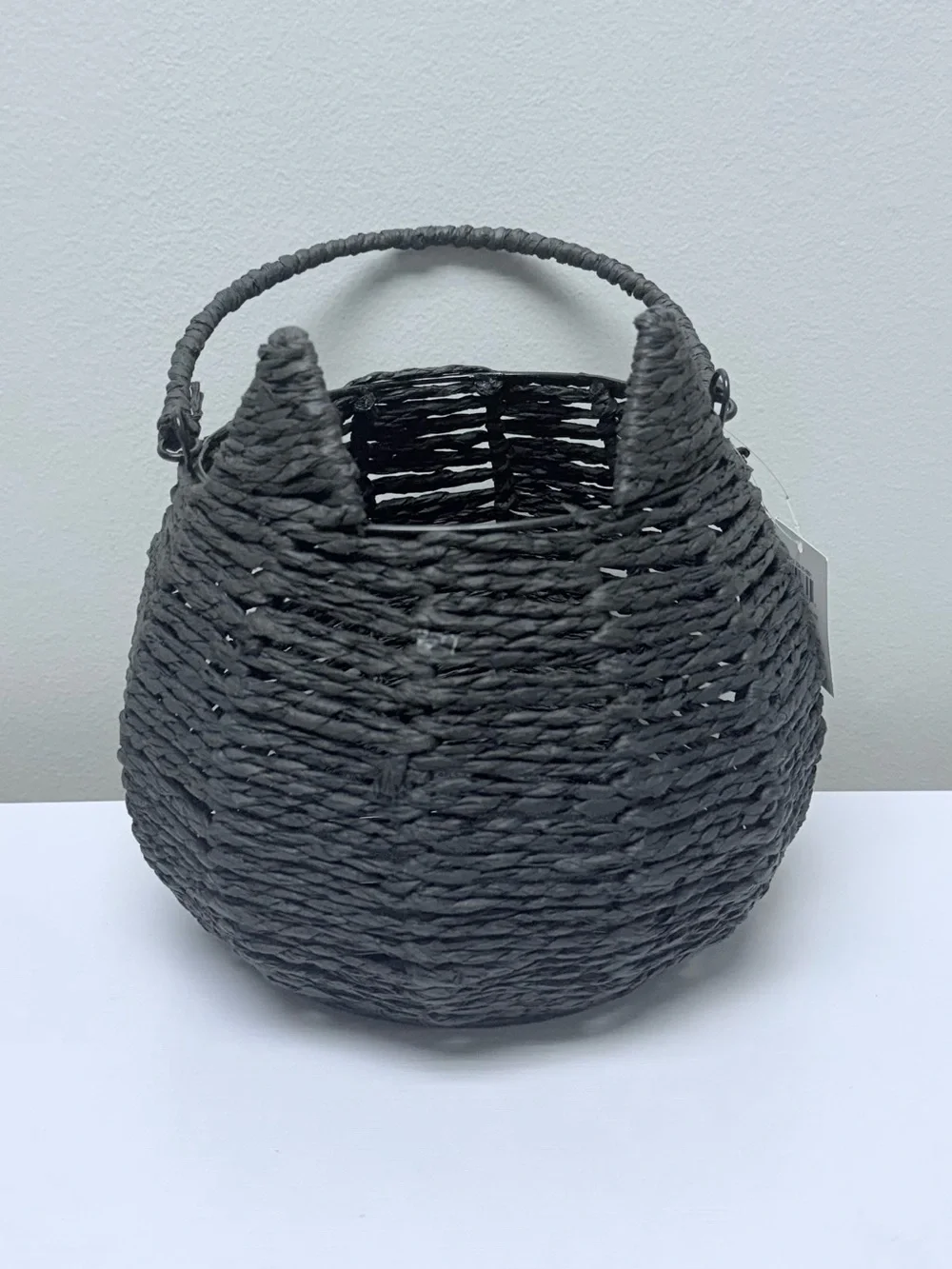New! Woven Open-Weave Black Cat Basket with Handle Target Bullseye Playground
